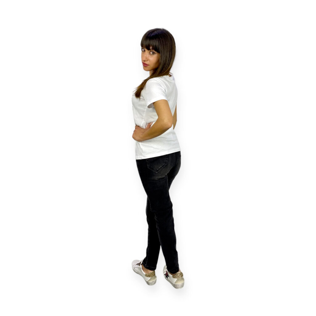 GH-DONNA-PE-2023-22-06